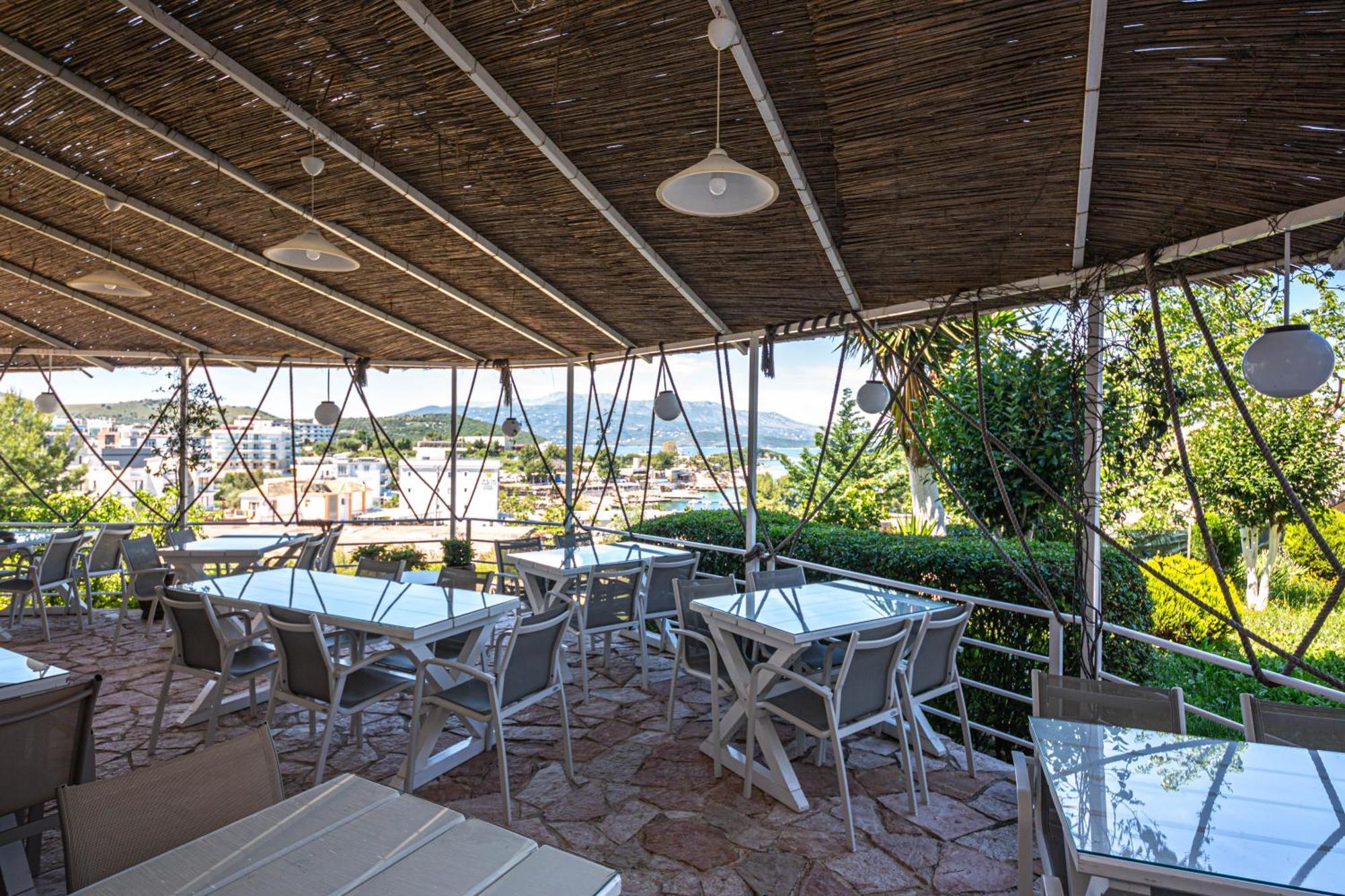 Hotel Murati Ksamil Exterior foto