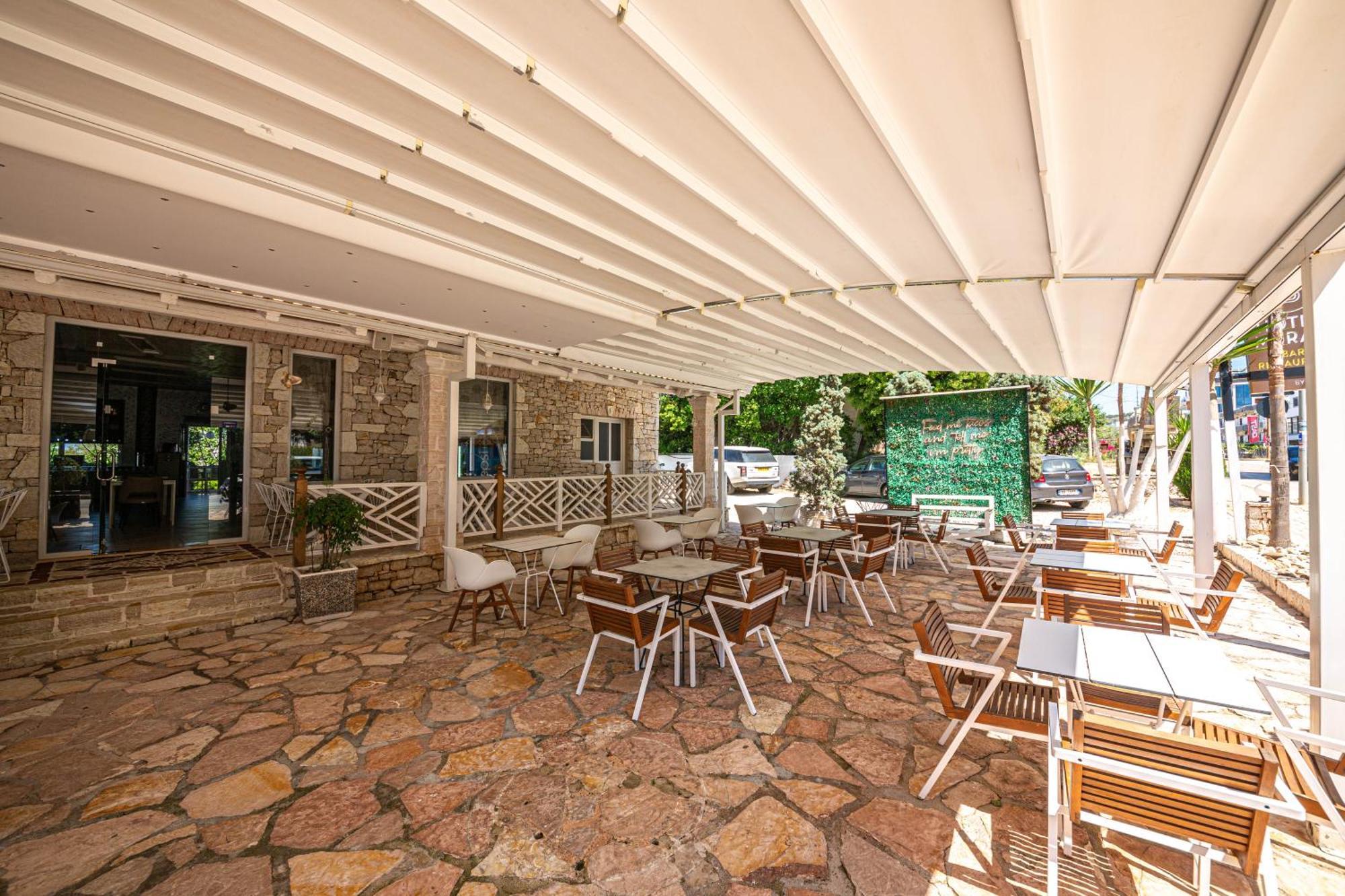 Hotel Murati Ksamil Exterior foto